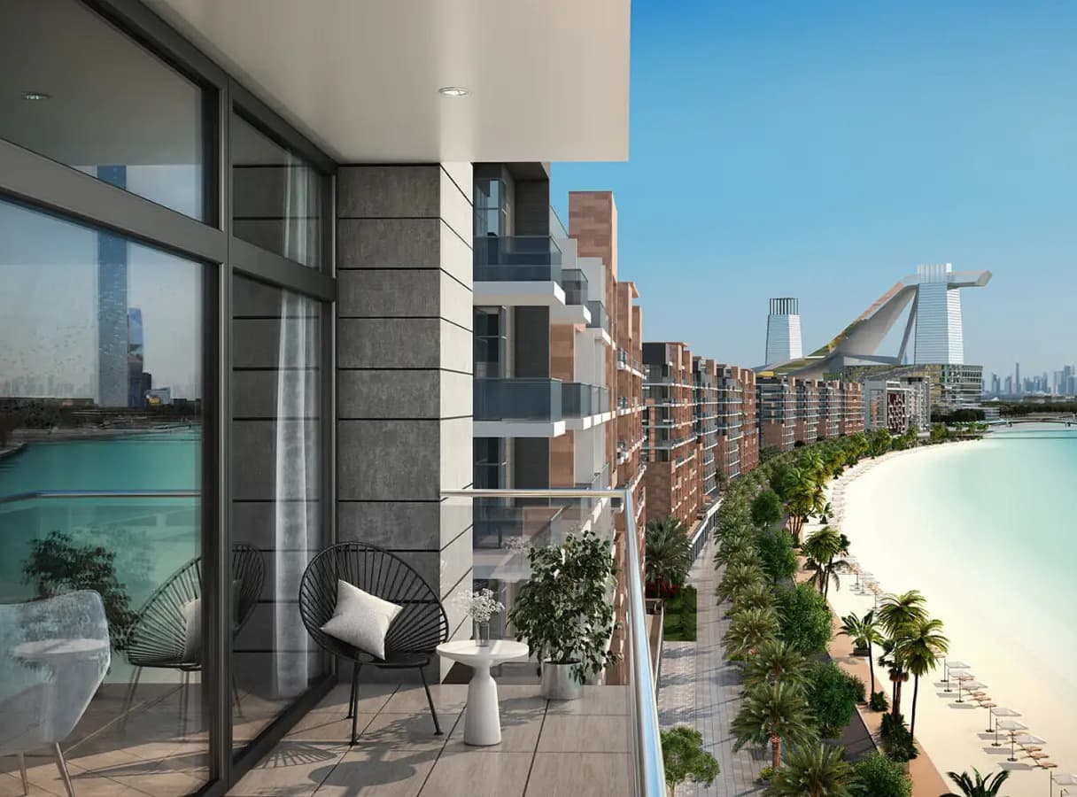 Azizi Riviera 60, Meydan One